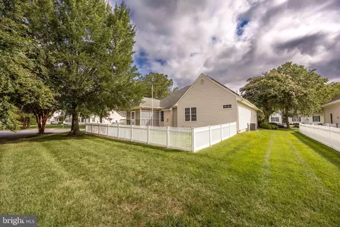 Exterior - 5998 Fire Fly Dr, Salisbury, MD 21801 photo 6 of 10