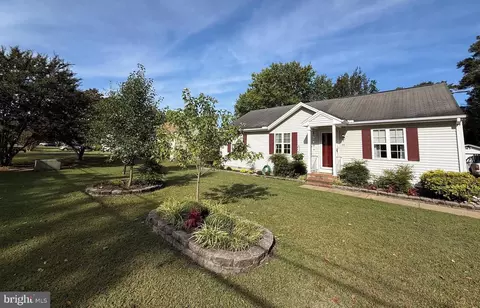 410 S Camden Ave, Fruitland, MD 21826