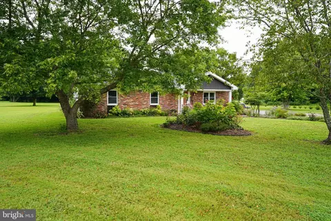 Exterior - 7209 Opal Cir, Hebron, MD 21830 photo 2 of 10