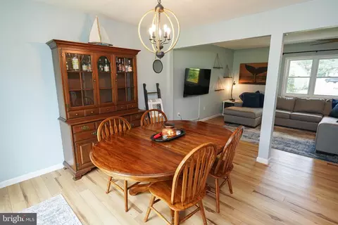 Dining - 7209 Opal Cir, Hebron, MD 21830 photo 3 of 3