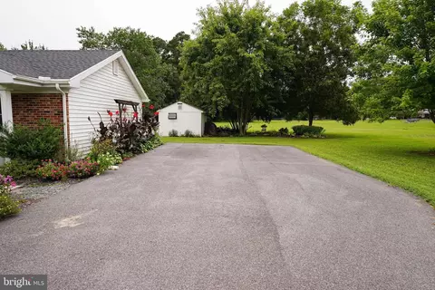 Exterior - 7209 Opal Cir, Hebron, MD 21830 photo 8 of 10