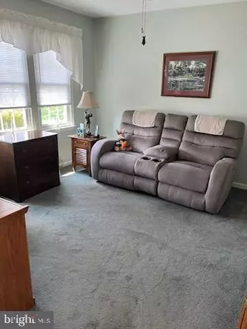 1012 E Schumaker Manor Dr, Salisbury, MD 21804 photo 3
