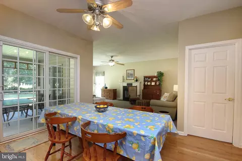 5277 Green Hill Cir, Quantico, MD 21856 photo 9