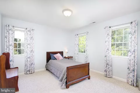 5277 Green Hill Cir, Quantico, MD 21856 photo 23