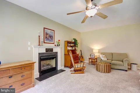 5277 Green Hill Cir, Quantico, MD 21856 photo 12