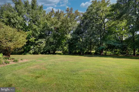 5277 Green Hill Cir, Quantico, MD 21856 photo 37