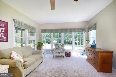 5277 Green Hill Cir, Quantico, MD 21856 photo 11