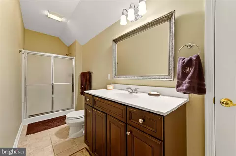Bath - 5973 Smithys Ln, Salisbury, MD 21801 photo 6 of 6