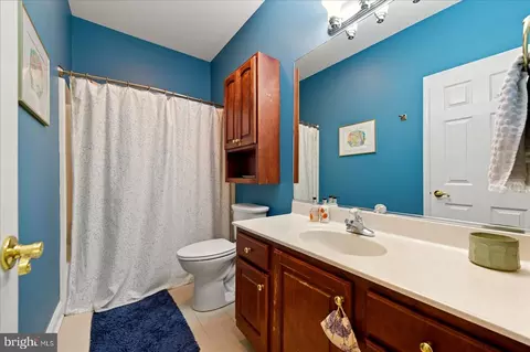 Bath - 5973 Smithys Ln, Salisbury, MD 21801 photo 5 of 6