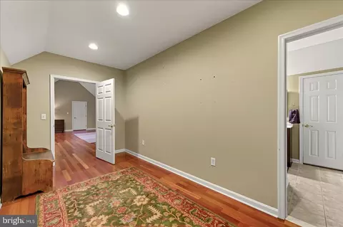 Entry Way - 5973 Smithys Ln, Salisbury, MD 21801 photo 5 of 7
