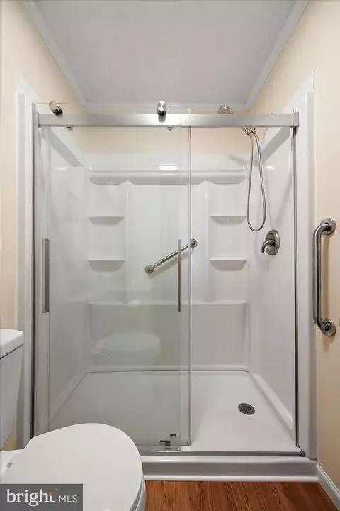 Bath - 925 Sumac Cir, Salisbury, MD 21804 photo 3 of 4