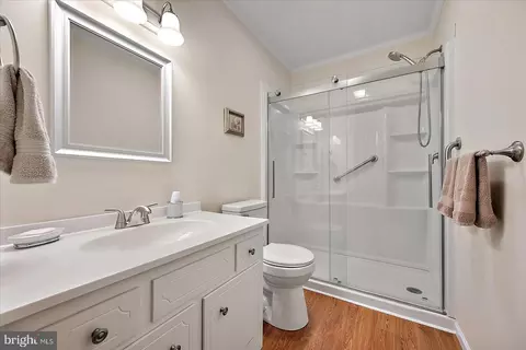 Bath - 925 Sumac Cir, Salisbury, MD 21804 photo 2 of 4