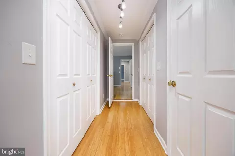 Entry Way - 27965 White Pond Dr, Salisbury, MD 21801 photo 8 of 8