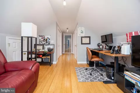 Entry Way - 27965 White Pond Dr, Salisbury, MD 21801 photo 7 of 8