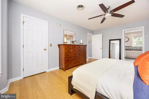 Bedroom - 27965 White Pond Dr, Salisbury, MD 21801 photo 9 of 9
