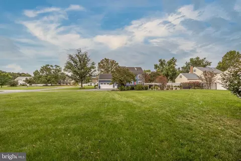 Exterior - 27965 White Pond Dr, Salisbury, MD 21801 photo 12 of 14