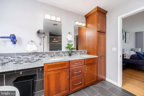 Bath - 27965 White Pond Dr, Salisbury, MD 21801 photo 10 of 10