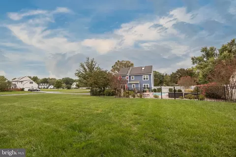 Exterior - 27965 White Pond Dr, Salisbury, MD 21801 photo 13 of 14