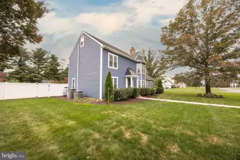 Exterior - 27965 White Pond Dr, Salisbury, MD 21801 photo 10 of 14