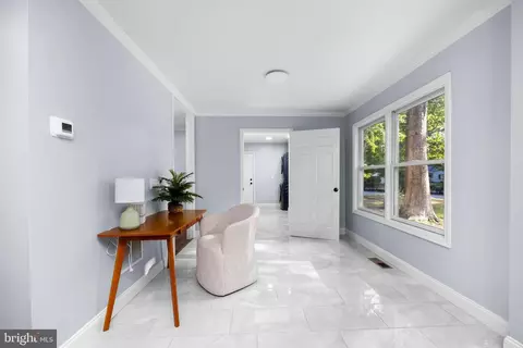 Entry Way - 1708 E Clear Lake Dr, Salisbury, MD 21804 photo 4 of 6