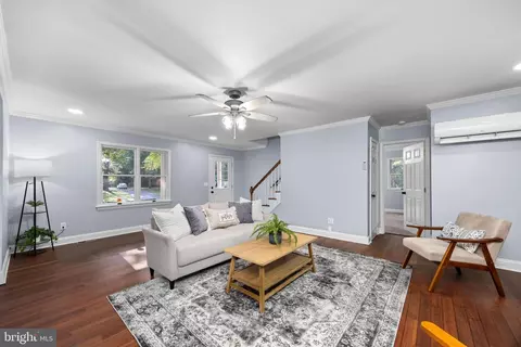 Living - 1708 E Clear Lake Dr, Salisbury, MD 21804 photo 4 of 7