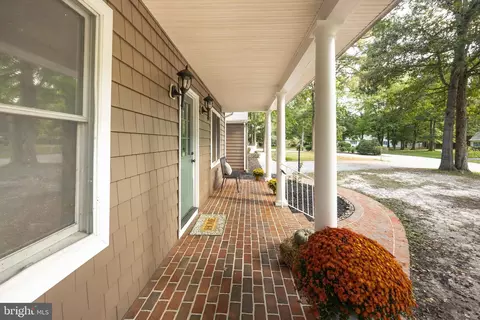 Exterior - 1708 E Clear Lake Dr, Salisbury, MD 21804 photo 3 of 17
