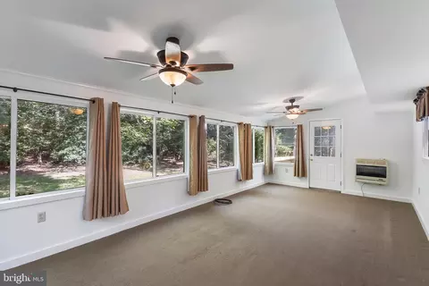 7328 Topaz Ct, Hebron, MD 21830 photo 18