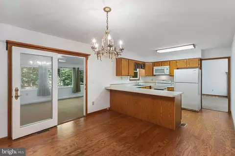 7328 Topaz Ct, Hebron, MD 21830 photo 13