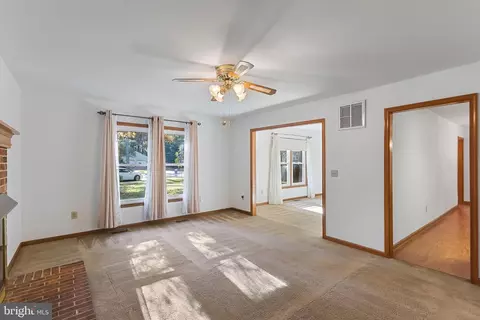 7328 Topaz Ct, Hebron, MD 21830 photo 11