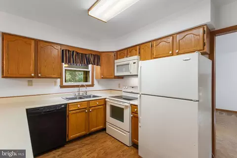 7328 Topaz Ct, Hebron, MD 21830 photo 16