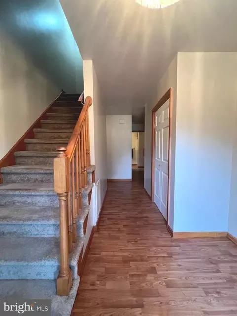 Entry Way - 30883 Ward Rd, Salisbury, MD 21804 photo 1 of 6