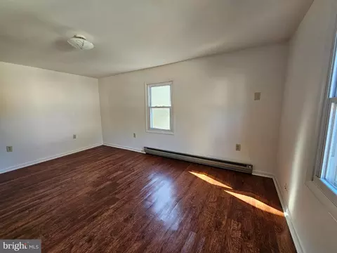 106 East St, Delmar, MD 21875 photo 3