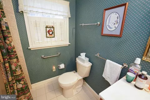 Bath - 30332 Dagsboro Rd, Salisbury, MD 21804 photo 5 of 8
