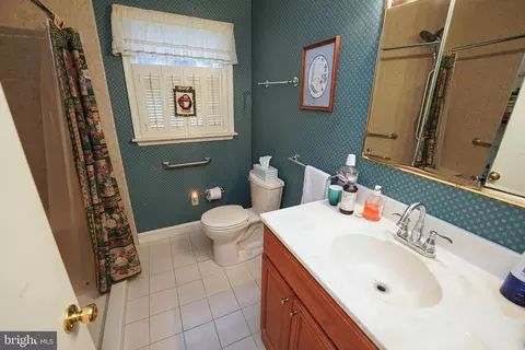 Bath - 30332 Dagsboro Rd, Salisbury, MD 21804 photo 1 of 8