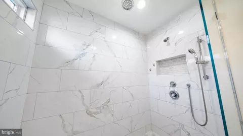 Entry Way - 301 E Chestnut St, Delmar, MD 21875 photo 7 of 13