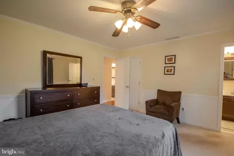 Bedroom - 27567 Waller Rd, Salisbury, MD 21801 photo 3 of 6