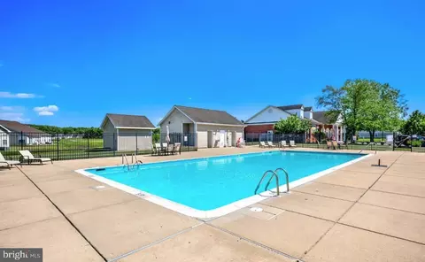 Exterior - 9277 Tournament Dr, Delmar, MD 21875 photo 2 of 2