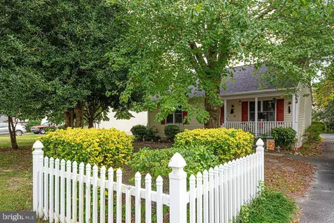 102 S 1 S Saratoga St, Salisbury, MD 21804