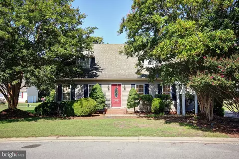 1411 Chateau Dr, Salisbury, MD 21801