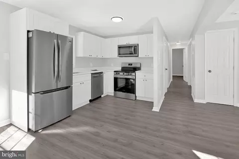 Entry Way - 667 Cook Dr, Salisbury, MD 21801 photo 1 of 2