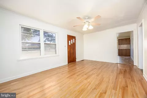 Living - 36511 3 Bridges Rd, Willards, MD 21874 photo 6 of 6
