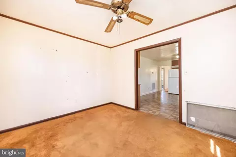 Living - 36511 3 Bridges Rd, Willards, MD 21874 photo 2 of 6
