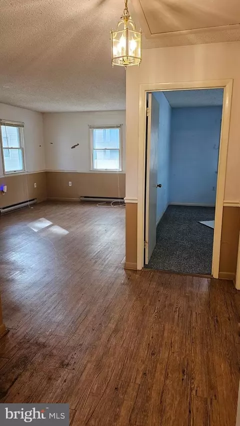Entry Way - 413 E Walnut St, Delmar, MD 21875 photo 5 of 9