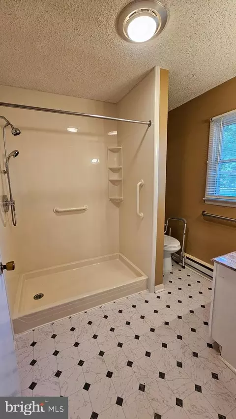 Bath - 413 E Walnut St, Delmar, MD 21875 photo 1 of 2