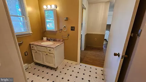Other - 413 E Walnut St, Delmar, MD 21875 photo 13 of 21