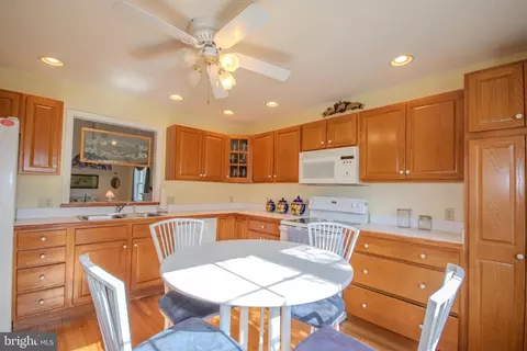 Kitchen - 907 Walbash St, Salisbury, MD 21804 photo 2 of 2