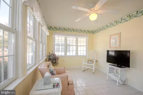 Exterior - 907 Walbash St, Salisbury, MD 21804 photo 4 of 13