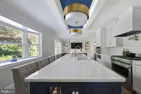Kitchen - 409 Rolling Rd, Salisbury, MD 21801 photo 3 of 4