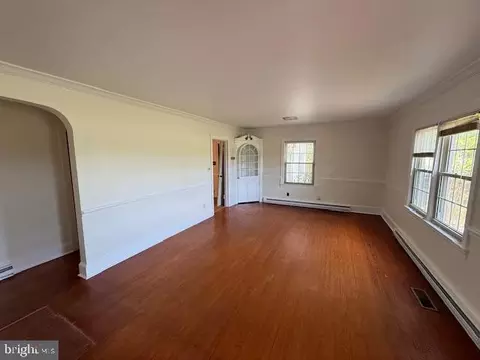 28955 Log Cabin Rd, Salisbury, MD 21801 photo 4