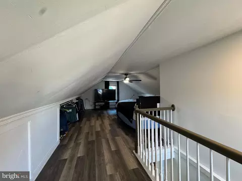 Entry Way - 1012 Phillips Ave, Salisbury, MD 21804 photo 2 of 2